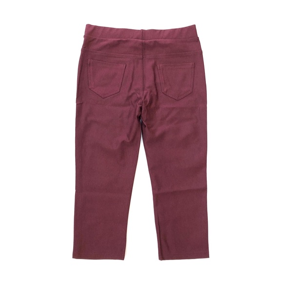 CODEFIT Burgundy Color Capri Pants with Pockets - Picture 8 of 12